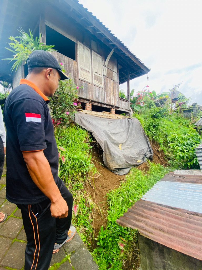 Tanah Longsor di Jalan Raya Nungnung, Banjar Nungnung, Desa Pelaga, Kecamatan Petang Tanggal 02 Pebruari 2023